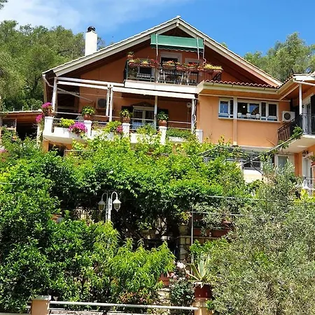 Lidias House In I