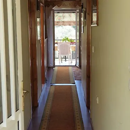 Lidias House In I * 가이오스